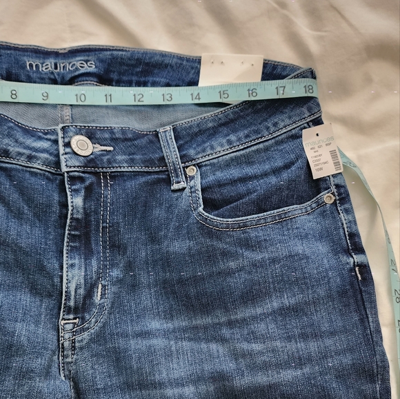 Jeans - Picture 2 of 3